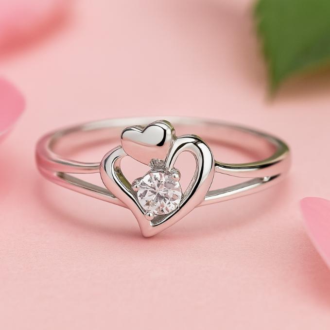 925 Silver Heart Embrace Ring With Sparkling Solitaire — 925 silver, image 1