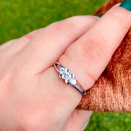 925 Silver Cluster Sparkle Ring (size 14) thumbnail 2