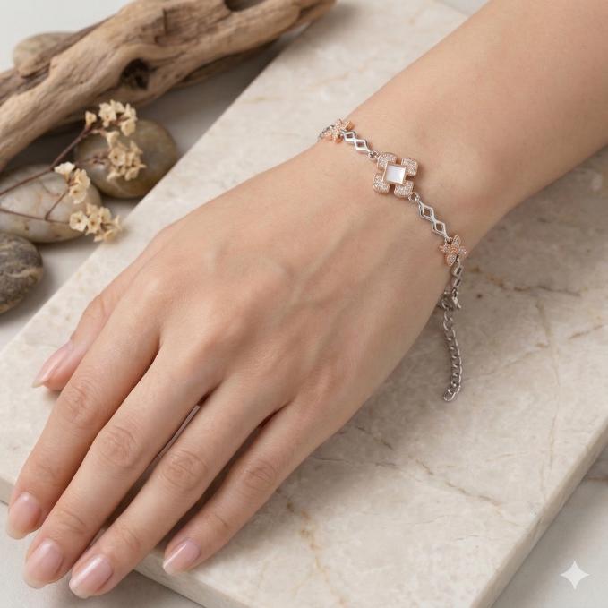 Elegant Two-tone Diamond-link Bracelet With Floral Accents — 925 silver, image 1