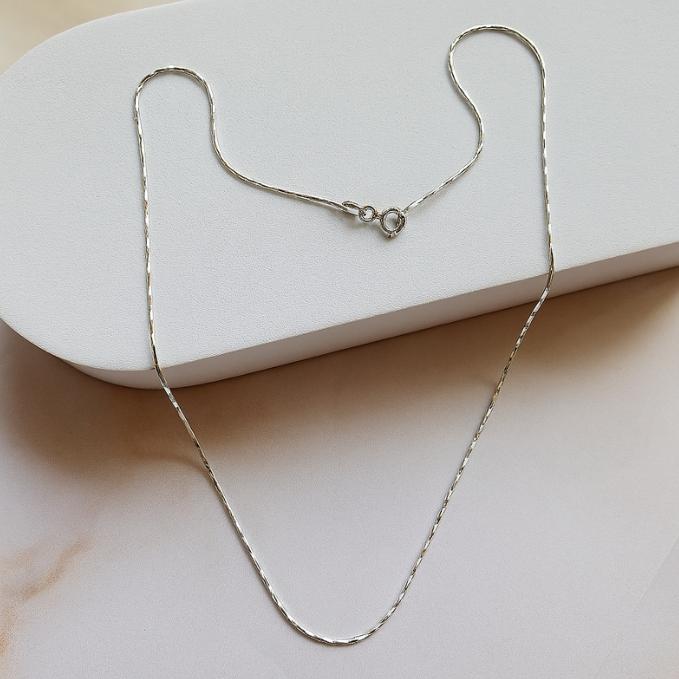 925 Sterling Silver Shiny Chain – Lightweight, Minimal & Versatile — 925 silver, image 1