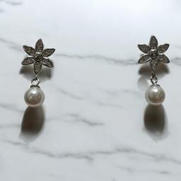 Floral 925 Silver Pearl Drop Earrings thumbnail 3