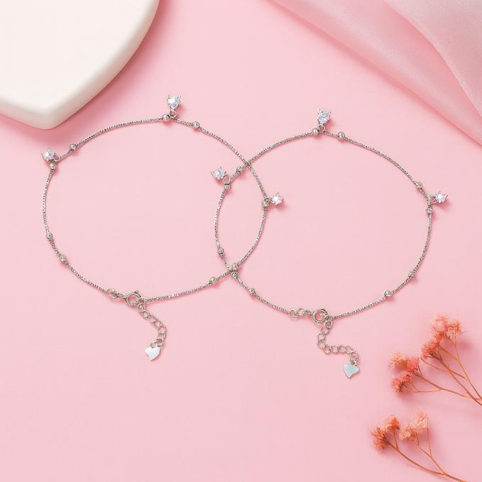 ✨ Bold Silver Anklet With Adjustable Chain | Nayani Dixit’s Favorite Pick