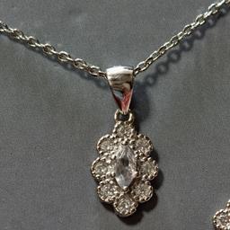 Elegant Silver Necklace And Earring Set With Sparkling Floral Design thumbnail 6