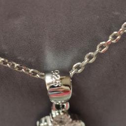 Elegant Silver Necklace And Earring Set With Sparkling Floral Design thumbnail 7